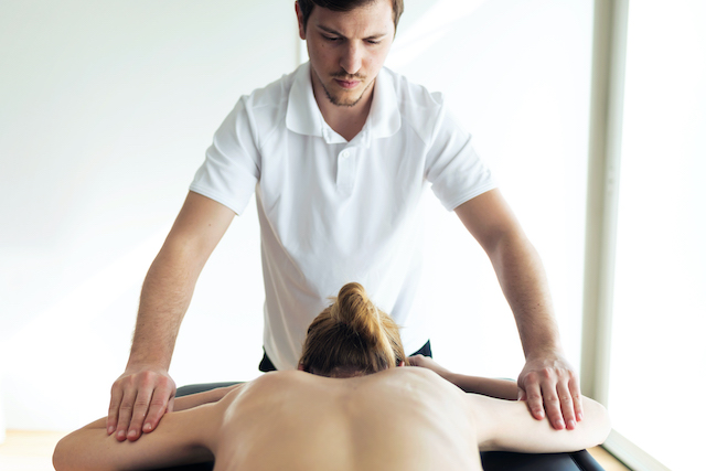 Massage Alternativmedizin